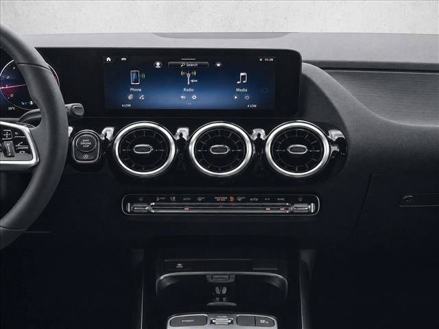 New 2026 Mercedes-Benz GLA 250 image 21
