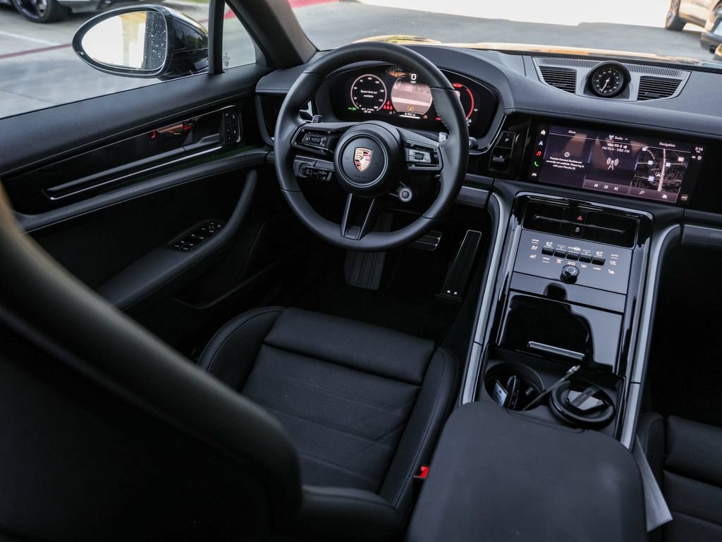 New 2026 Porsche Panamera RWD image 36