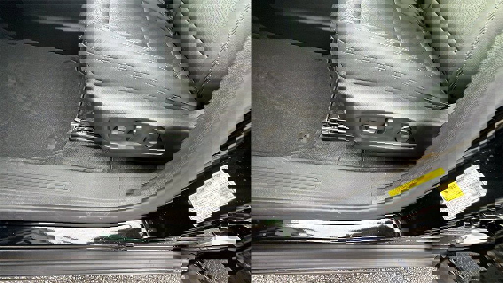 New 2026 Chevrolet Equinox LT image 14