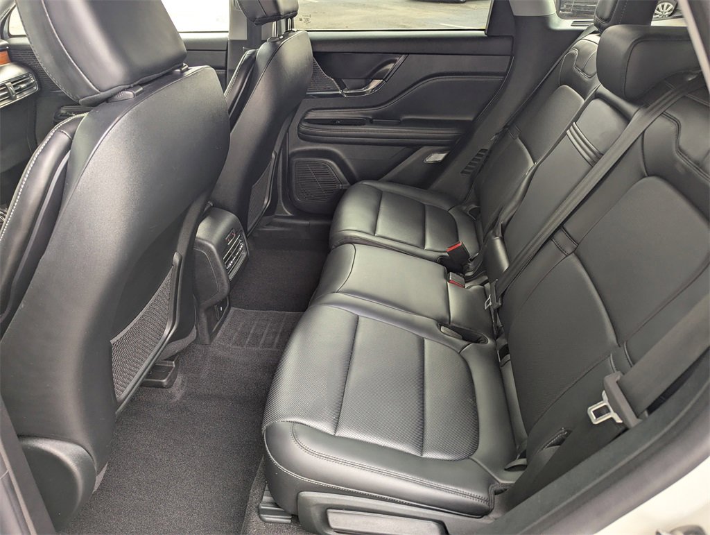 Used 2022 Lincoln Corsair Reserve w/ Elements Package image 9