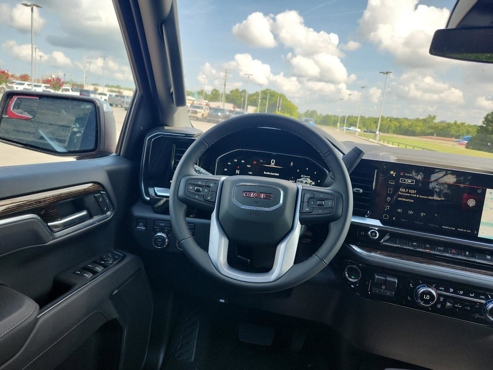 New 2026 GMC Sierra 1500 SLE image 10
