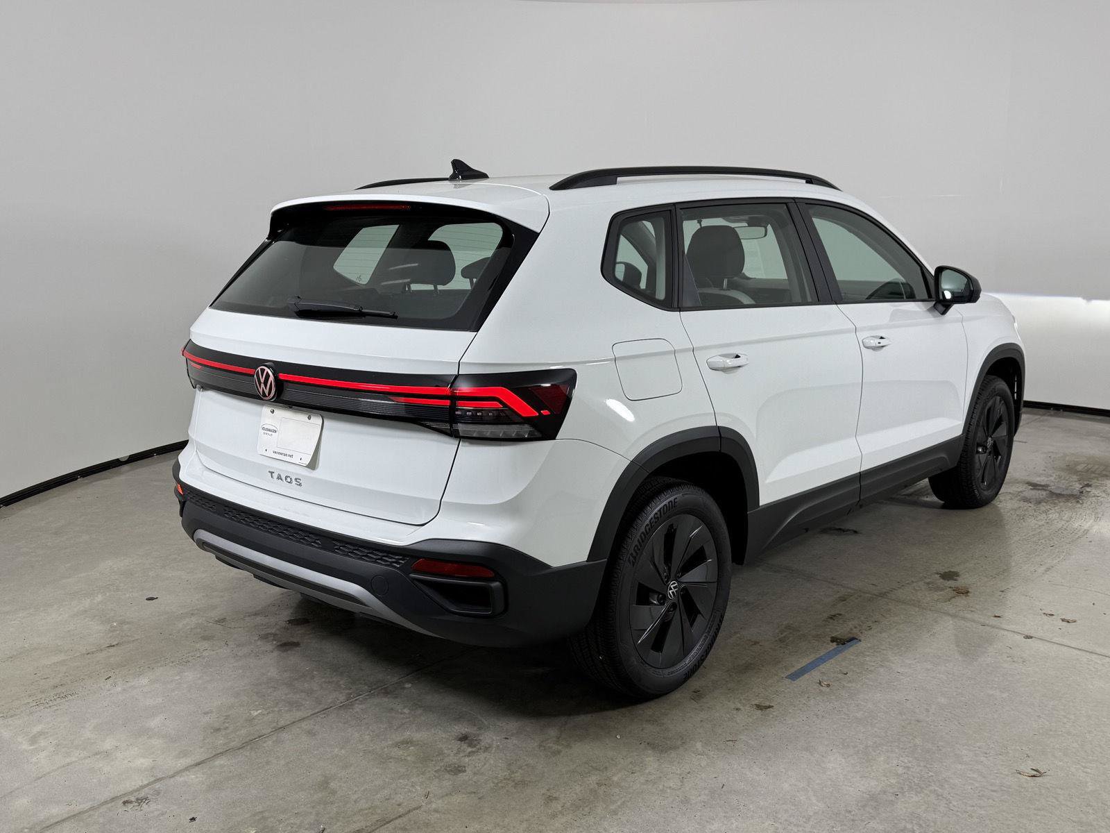 New 2027 Volkswagen Taos S FWD image 5