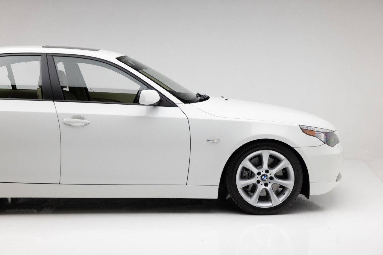 Used 2004 BMW 545i Sedan RWD image 23