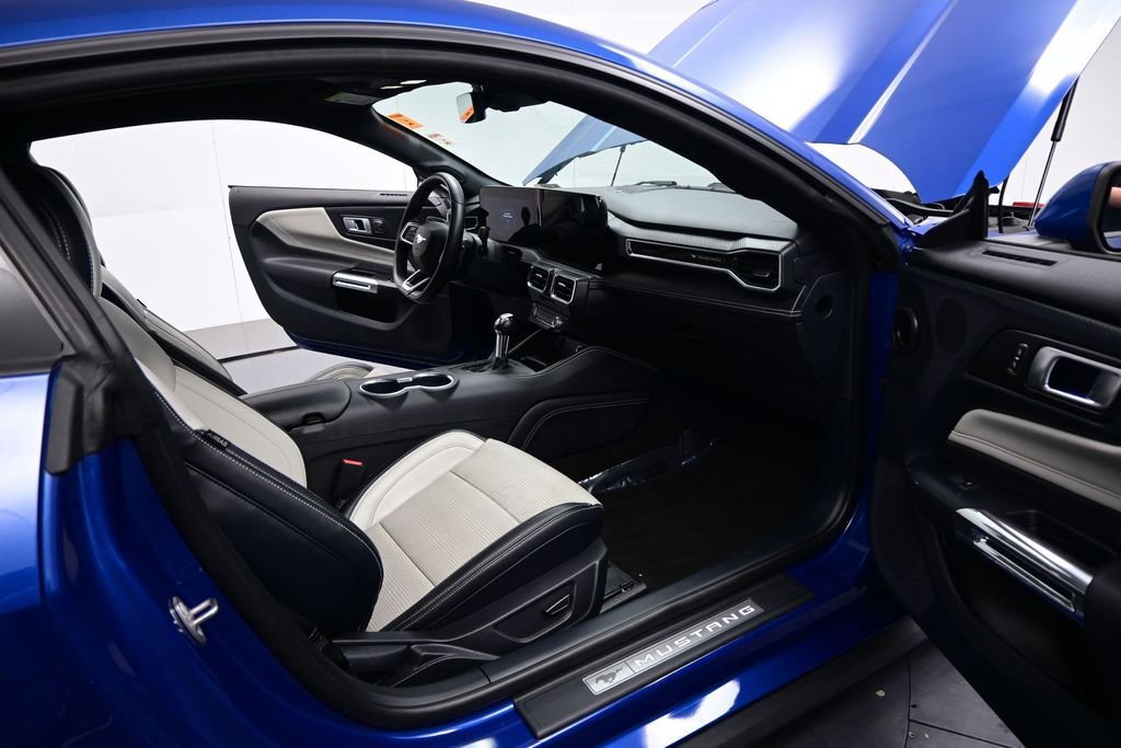 Used 2024 Ford Mustang GT Premium RWD image 18