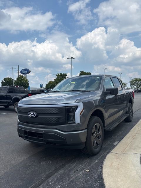 New 2025 Ford F150 Lightning Flash image 2