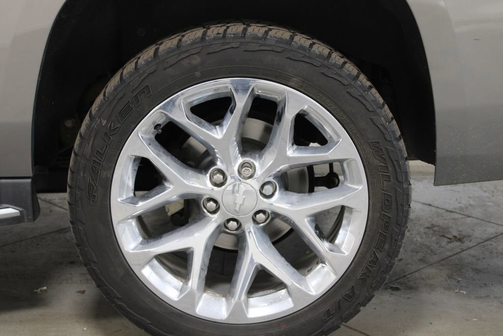 Used 2019 Chevrolet Suburban Premier w/ Max Trailering Package image 19