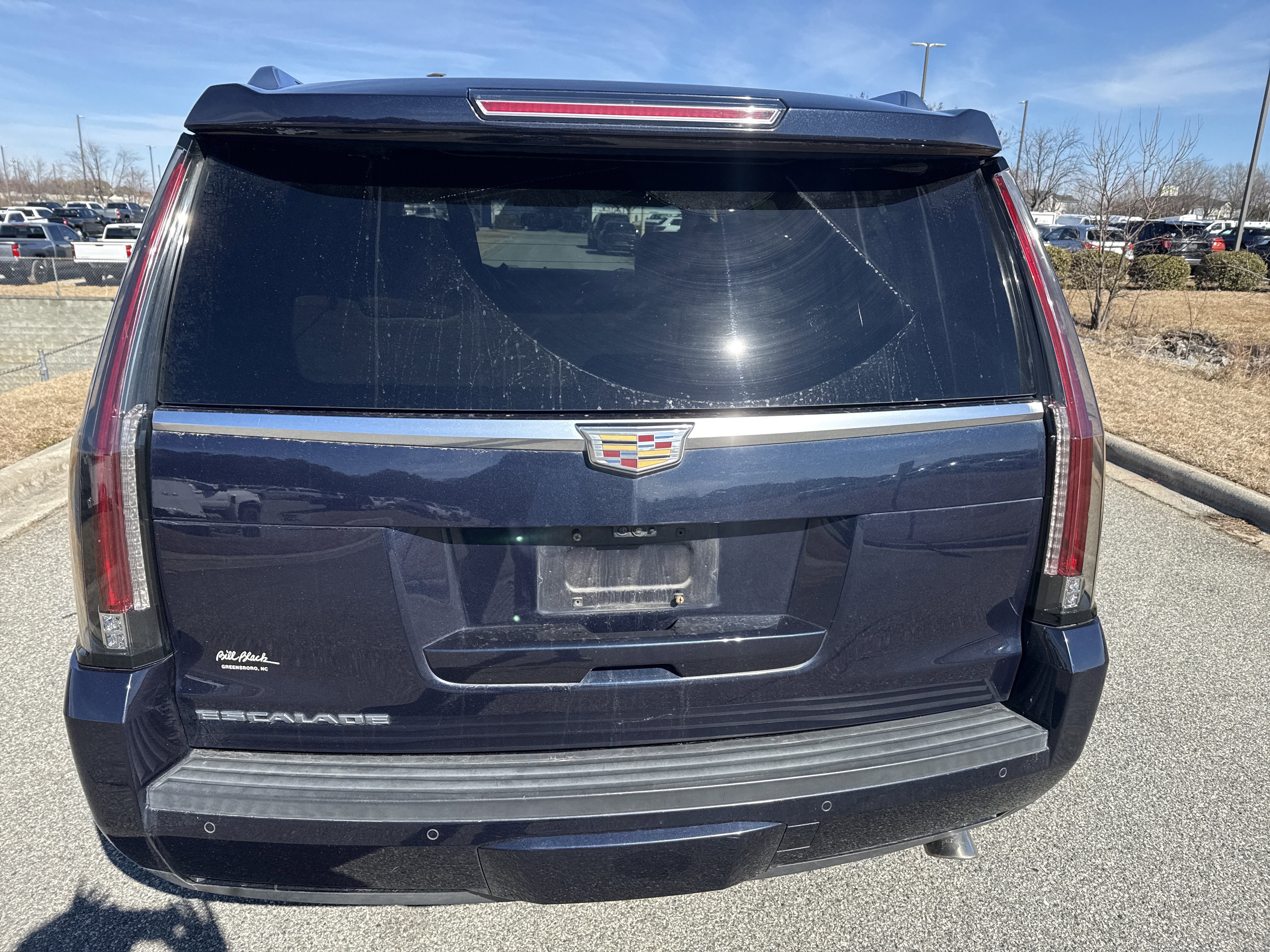 Used 2017 Cadillac Escalade Luxury image 9