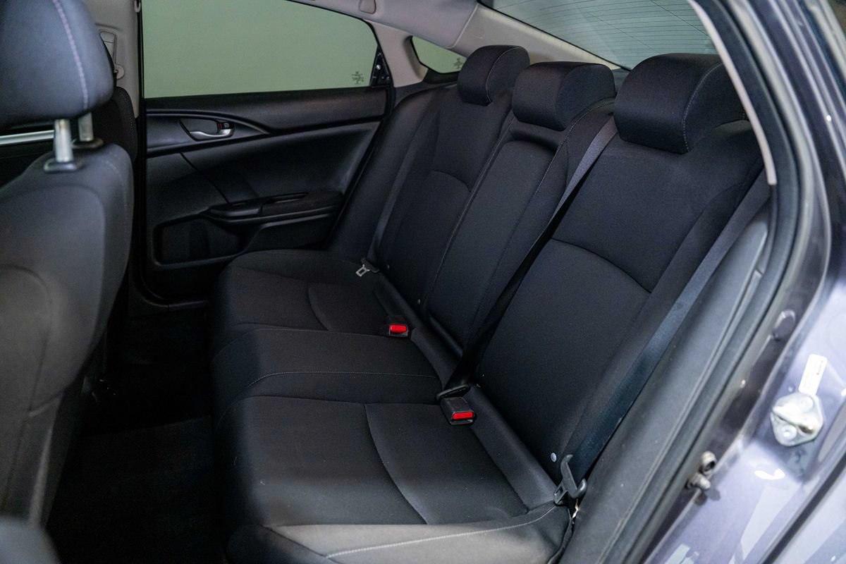 Used 2016 Honda Civic EX image 10