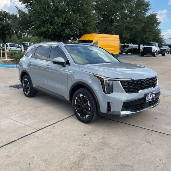 Used 2024 Kia Sorento S w/ Panoramic Sunroof Package AWD/4WD image 2