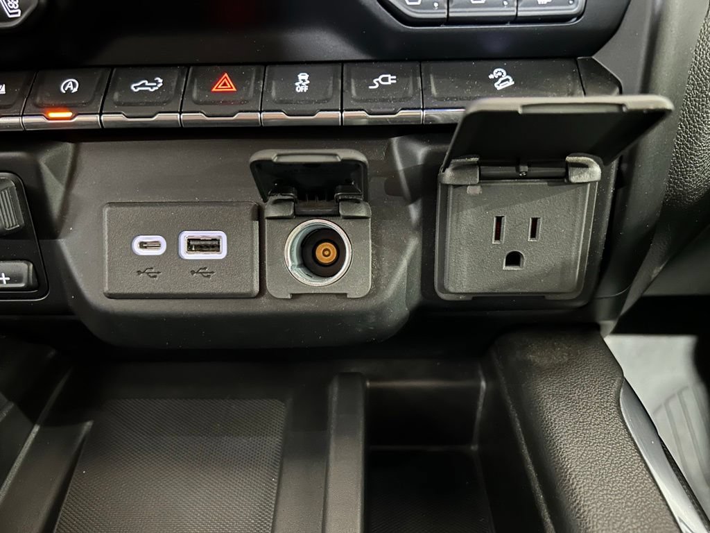 Used 2020 GMC Sierra 1500 AT4 w/ AT4 Premium Package AWD/4WD image 38