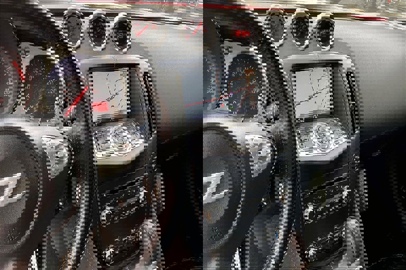 Used 2019 Nissan 370Z Touring Sport image 6