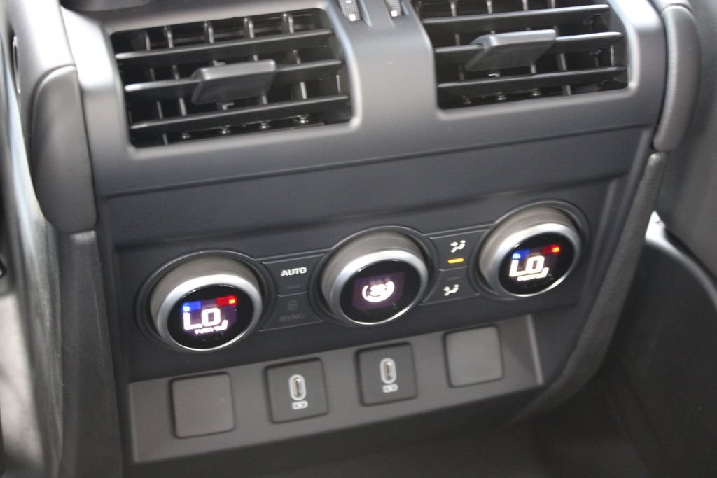 New 2026 Land Rover Defender 110 S AWD/4WD image 11