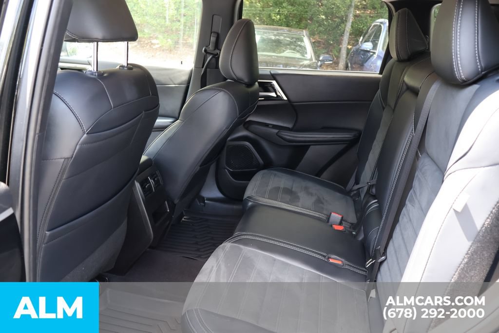 Used 2024 Mitsubishi Outlander SE AWD/4WD image 17