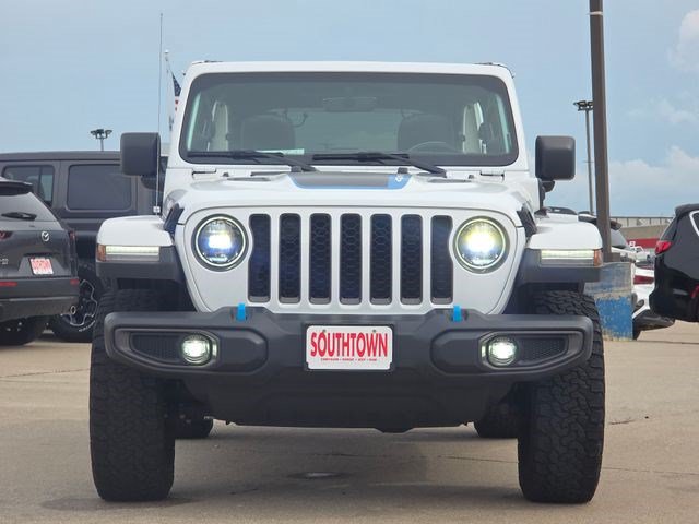 Used 2023 Jeep Wrangler Unlimited Rubicon 4xe w/ Cold Weather Group AWD/4WD image 2