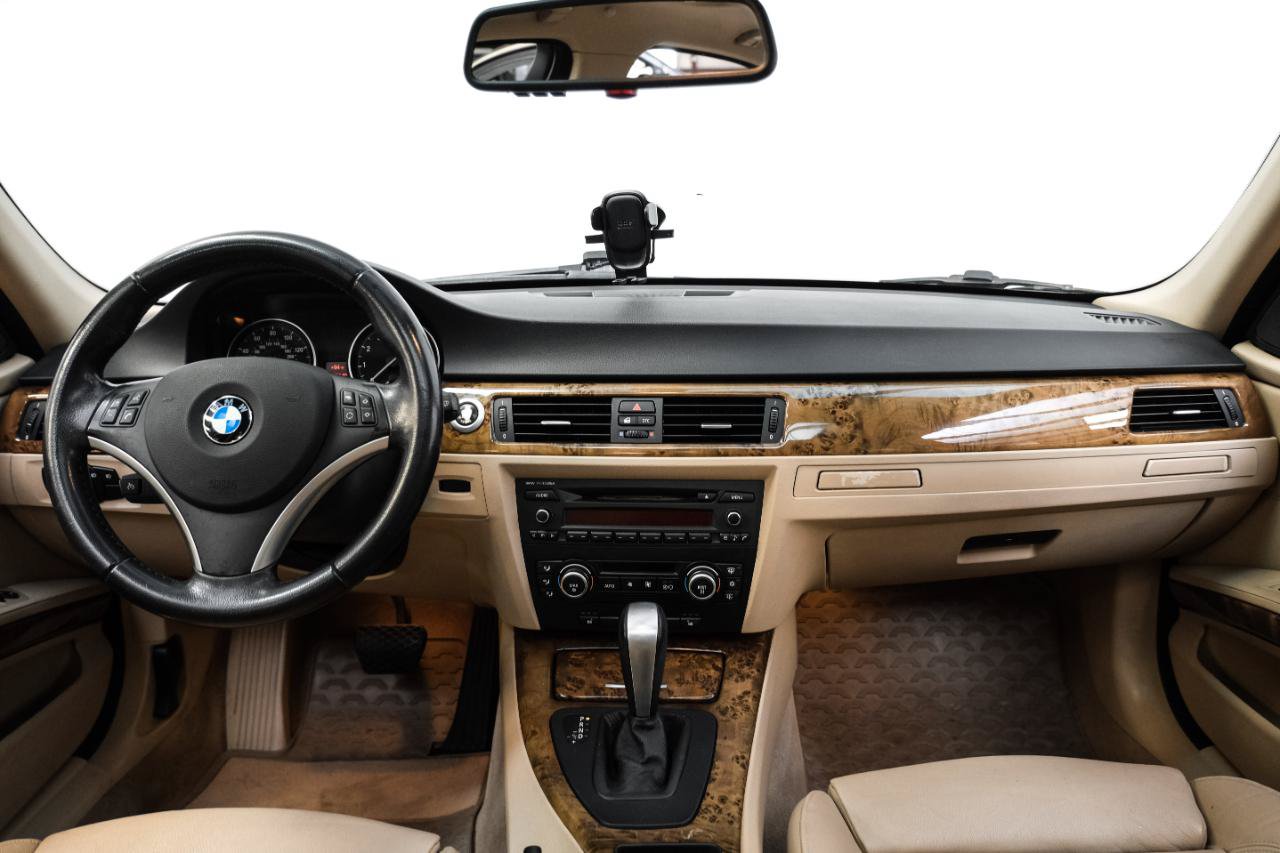 Used 2007 BMW 335xi Sedan AWD/4WD image 11