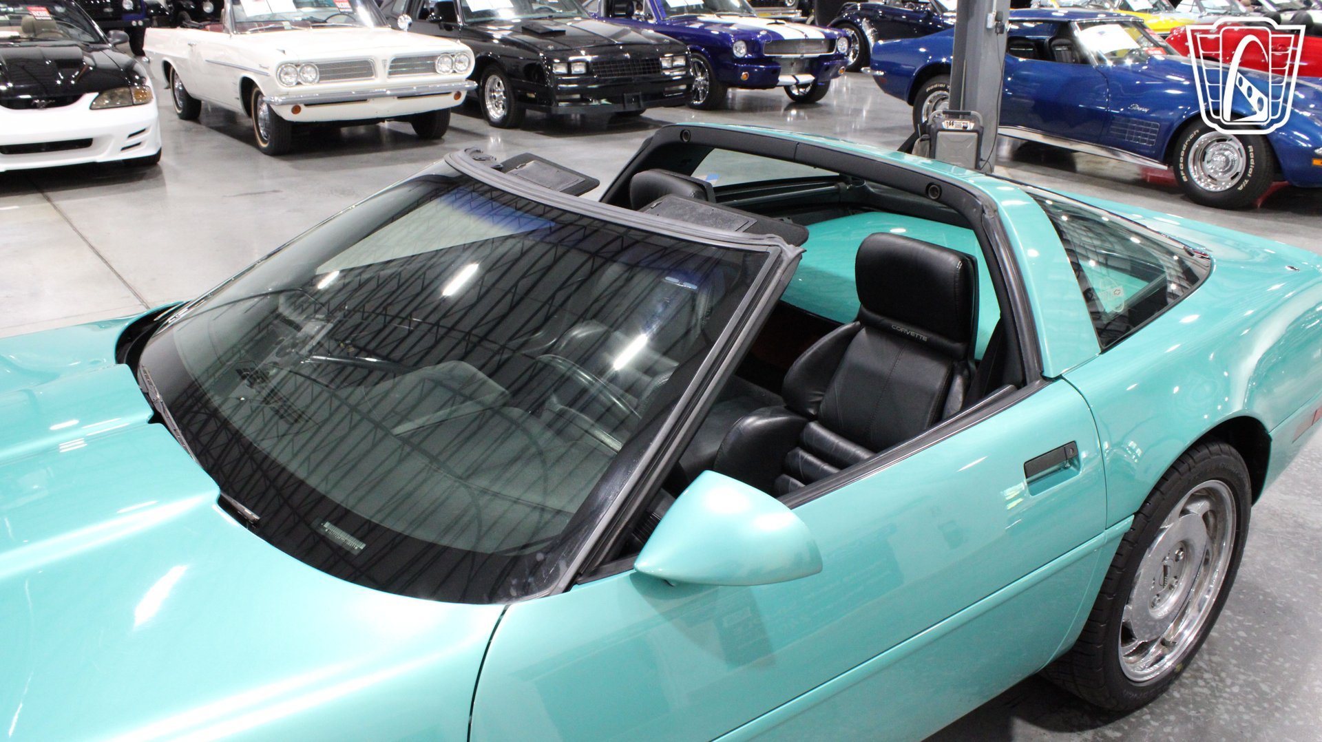 Used 1991 Chevrolet Corvette Coupe RWD image 10