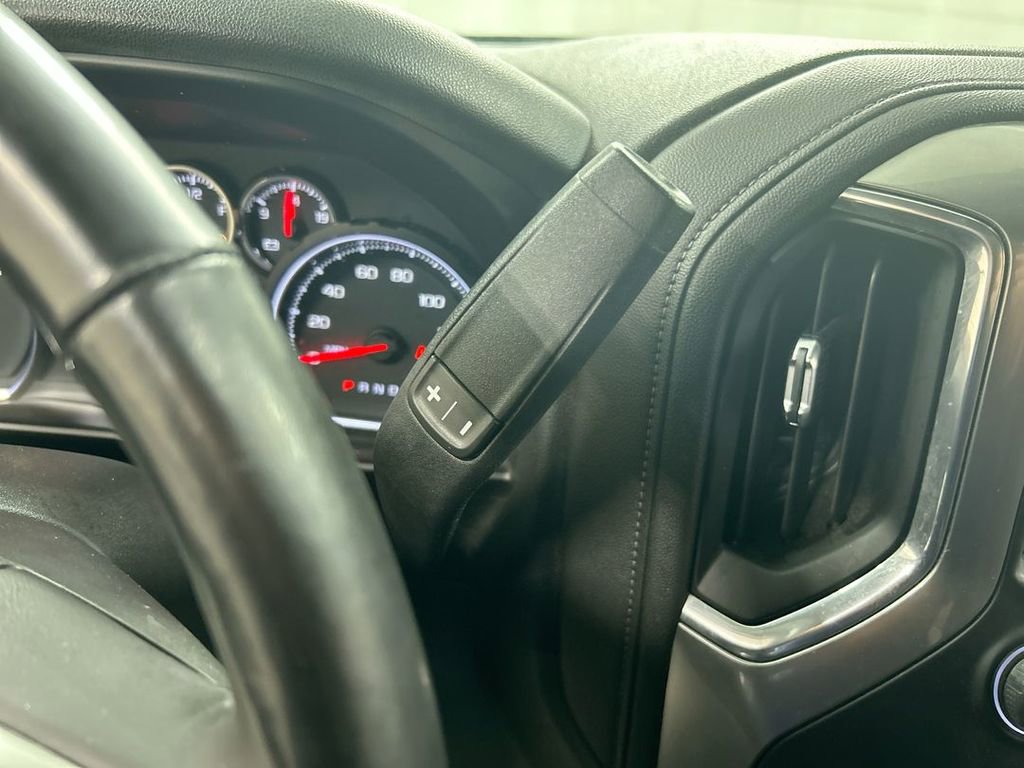 Used 2019 Chevrolet Silverado 1500 RST AWD/4WD image 17