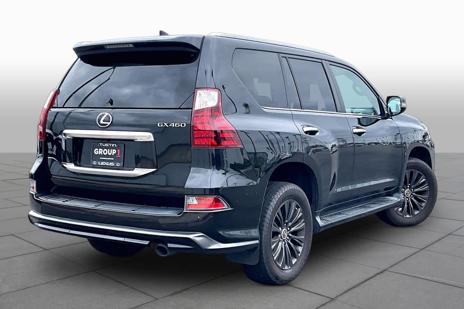 Used 2022 Lexus GX 460 Premium w/ Accessory Package AWD/4WD image 13