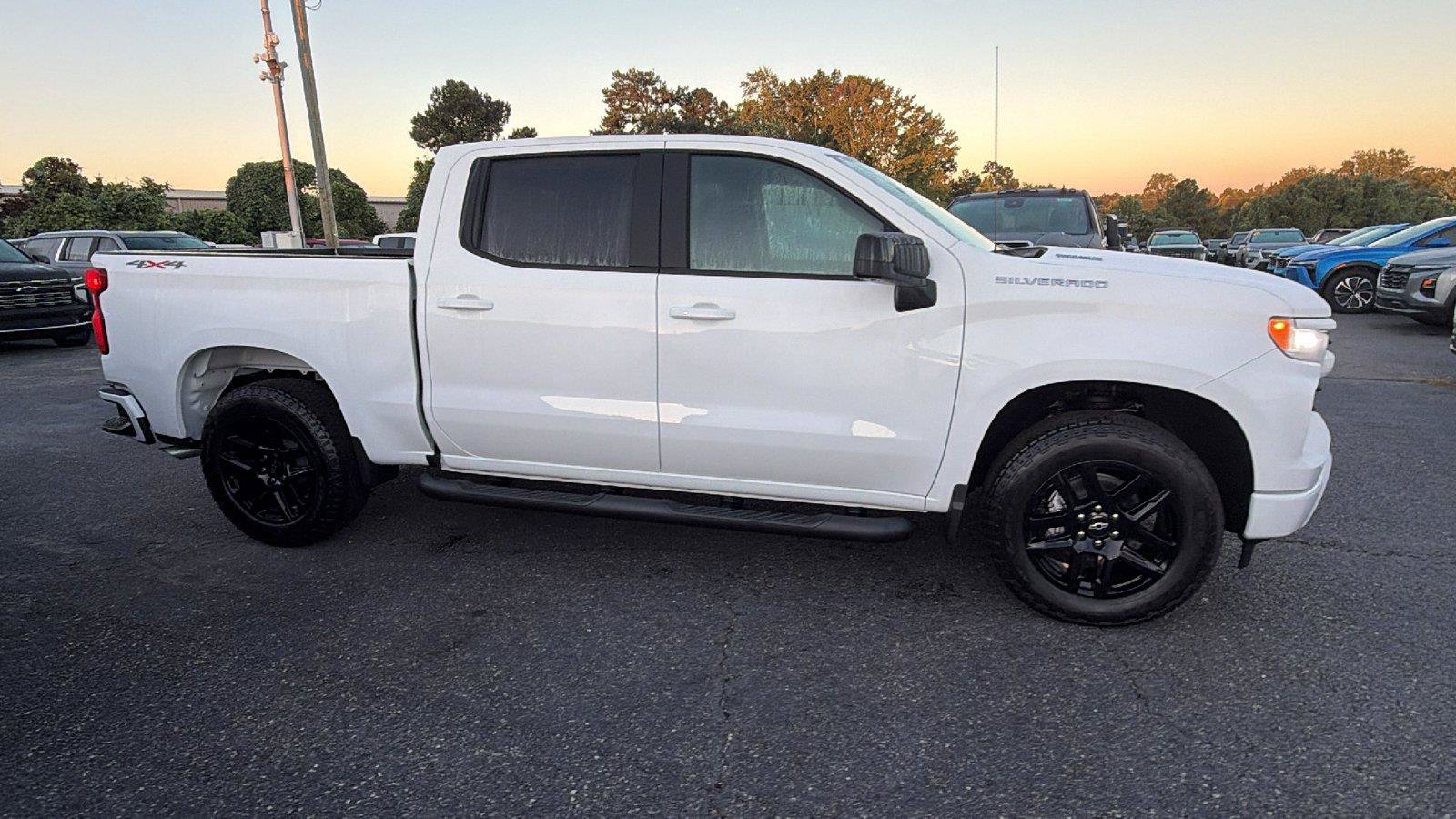 New 2026 Chevrolet Silverado 1500 RST w/ RST Select Package AWD/4WD image 7