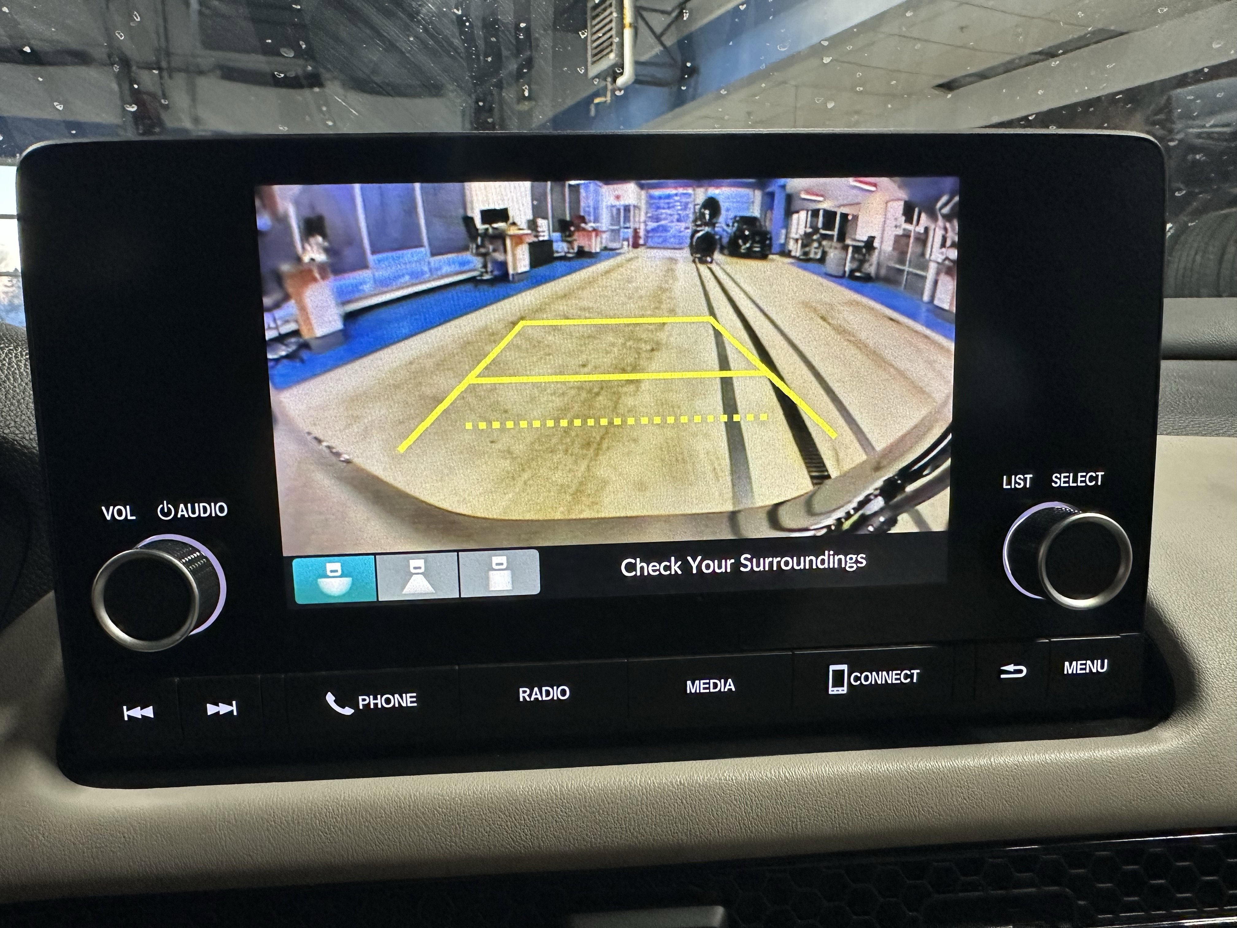 Used 2023 Honda HR-V LX image 12