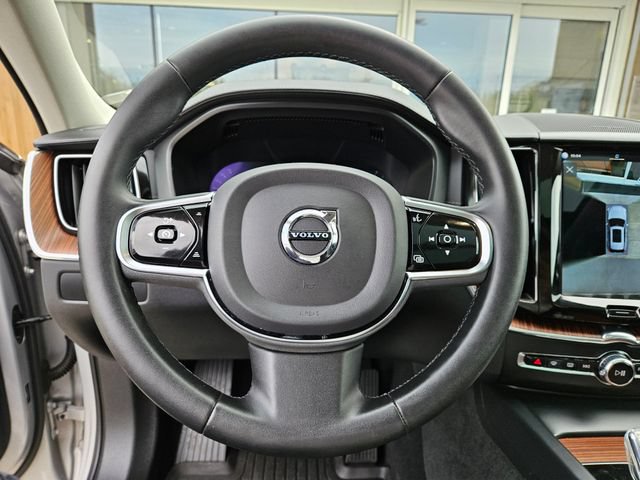 Certified 2023 Volvo XC60 B6 Ultimate w/ Protection Package Premier AWD/4WD image 24