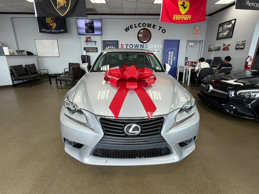 Used 2015 Lexus IS 250 w/ Premium Package RWD image 8