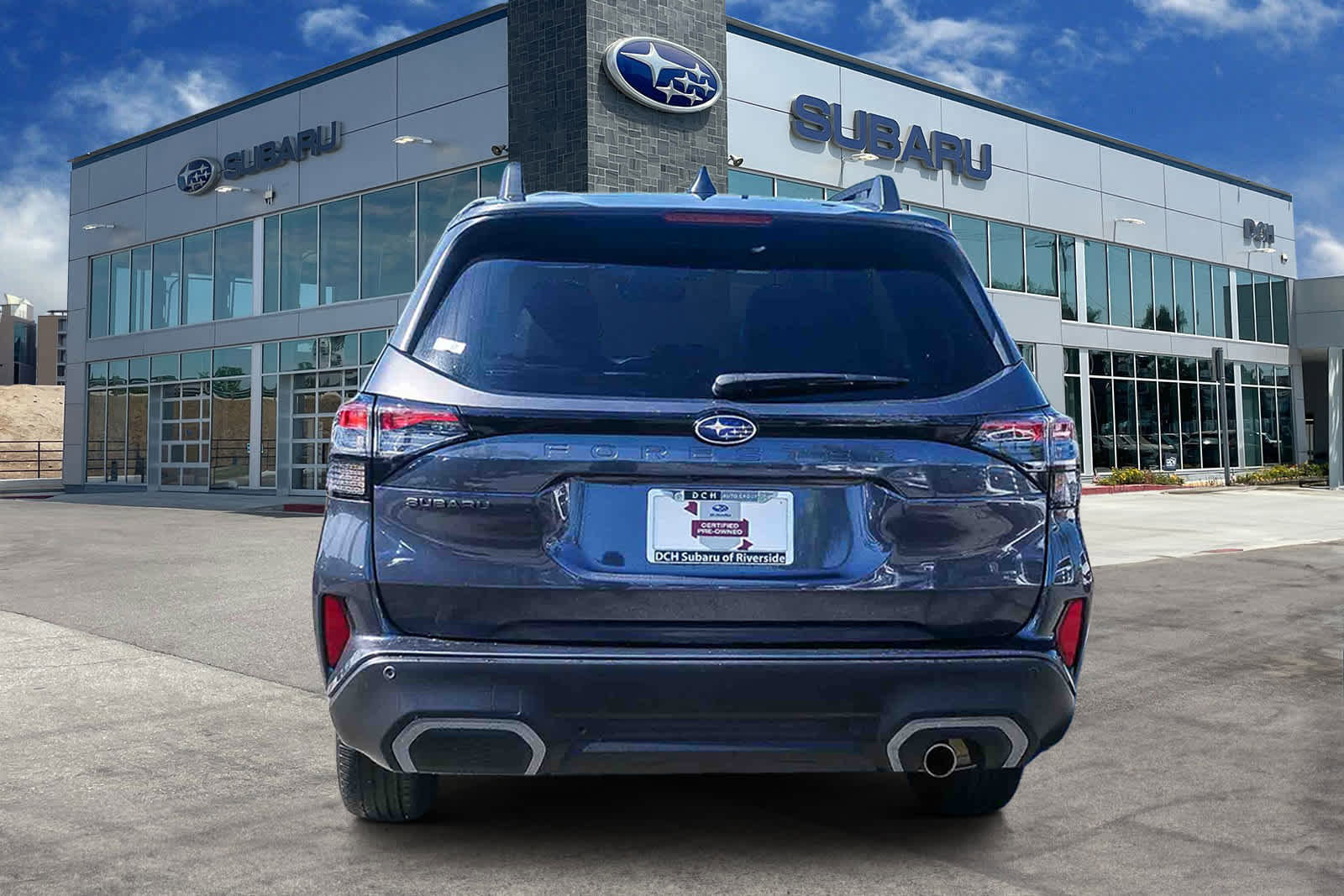 Certified 2025 Subaru Forester Limited image 3