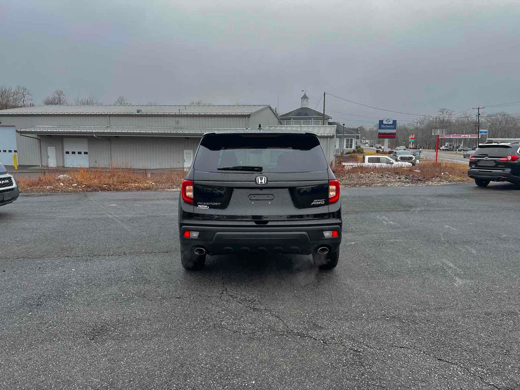 Used 2021 Honda Passport Sport image 6