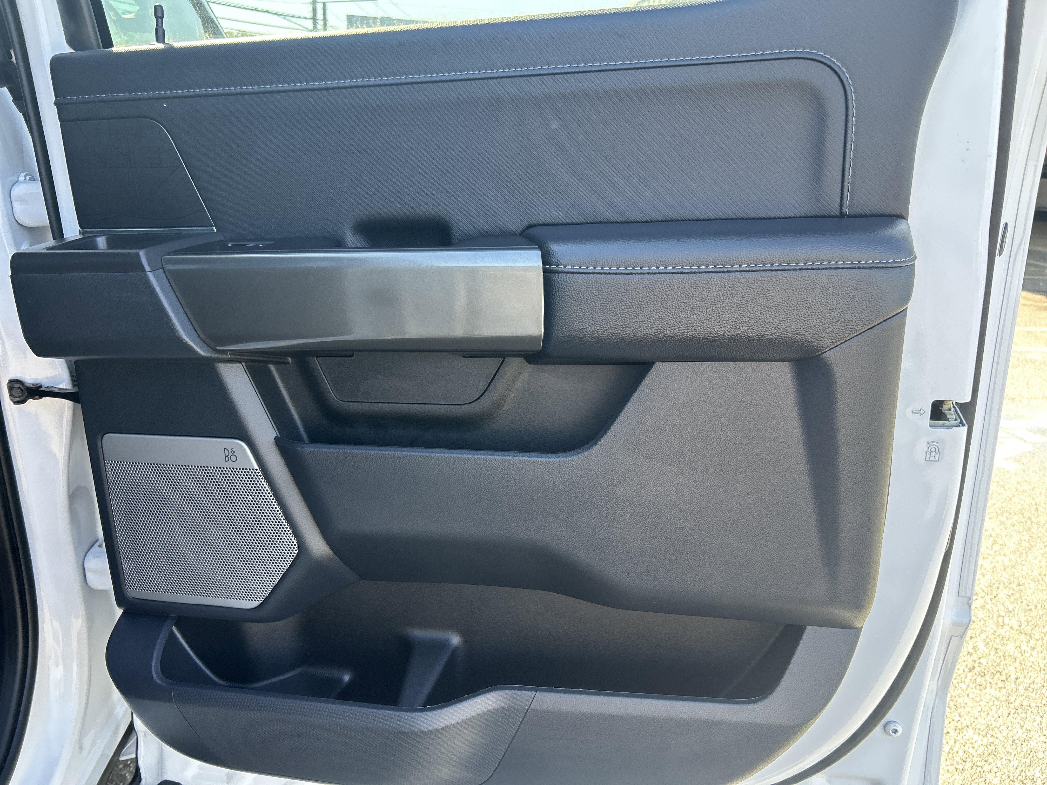 Certified 2023 Ford F150 XLT w/ Equipment Group 302A High image 17