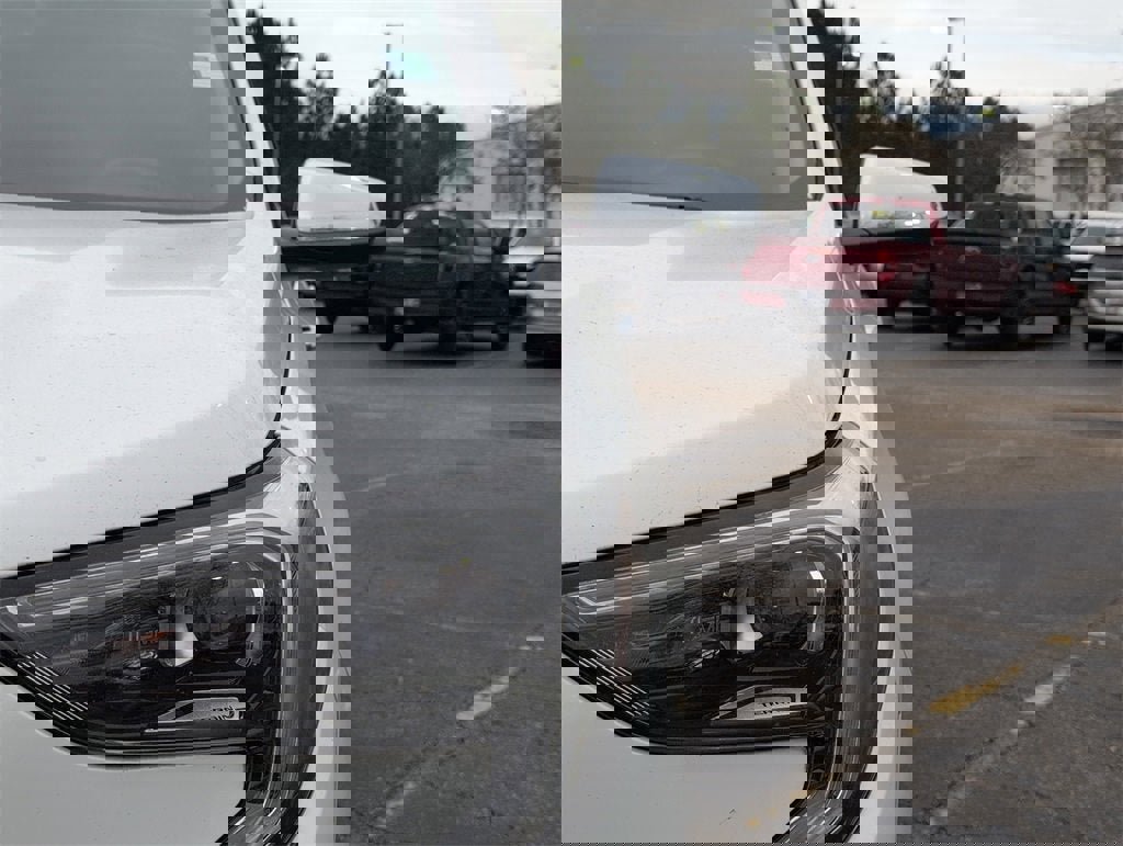 Used 2018 GMC Terrain Denali w/ Advanced Safety Package image 13