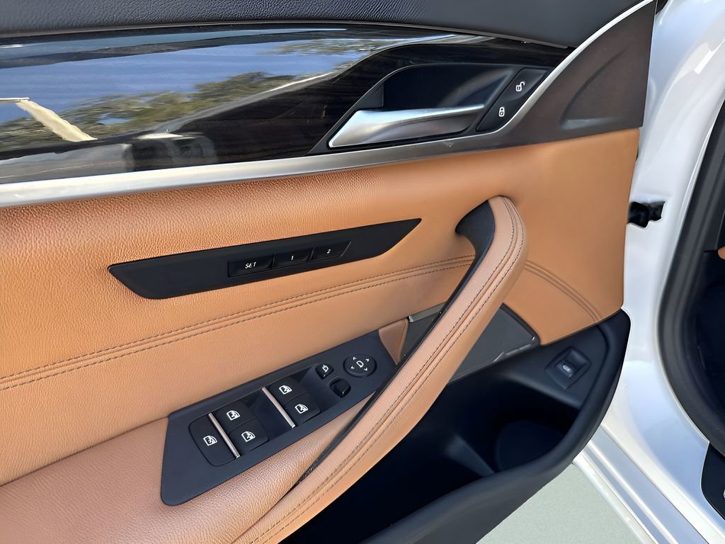 Certified 2023 BMW 530i xDrive w/ Premium Package image 20