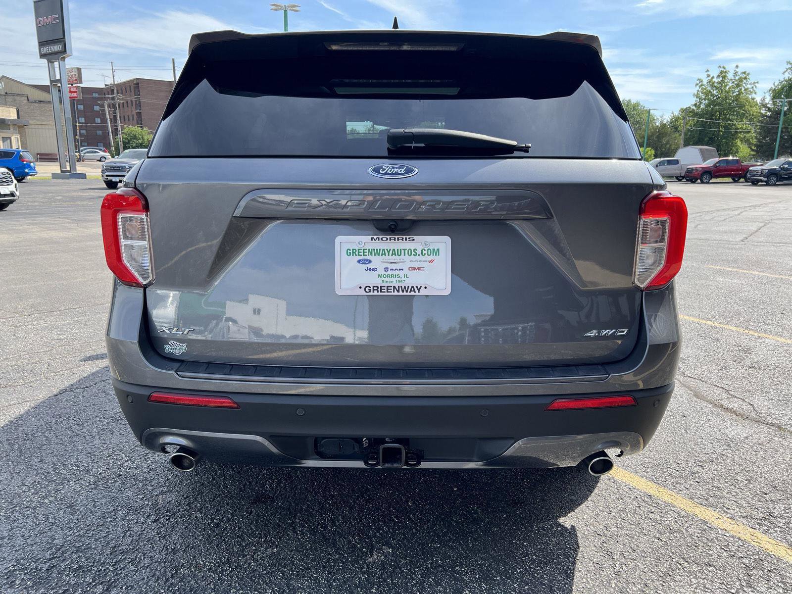 Used 2021 Ford Explorer XLT w/ Equipment Group 202A AWD/4WD image 6