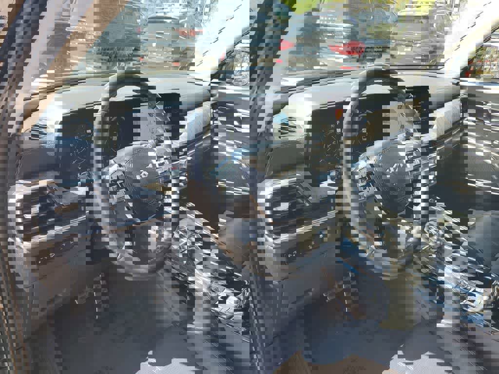 Used 2023 Kia Telluride SX image 24