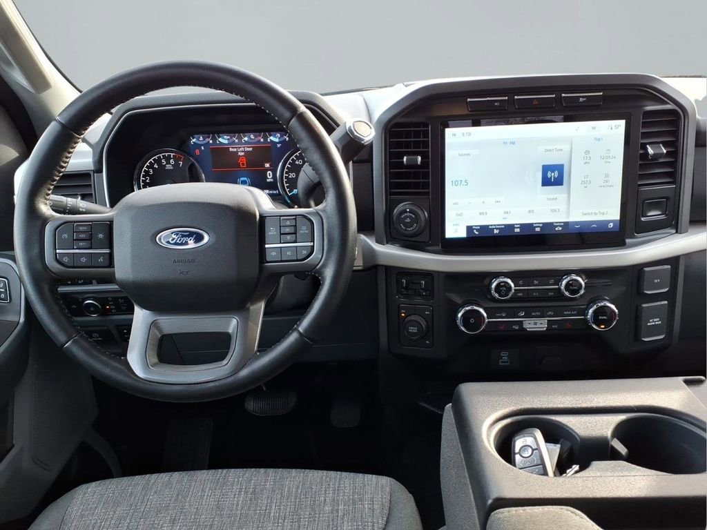 Used 2022 Ford F150 XLT w/ Equipment Group 302A High image 4