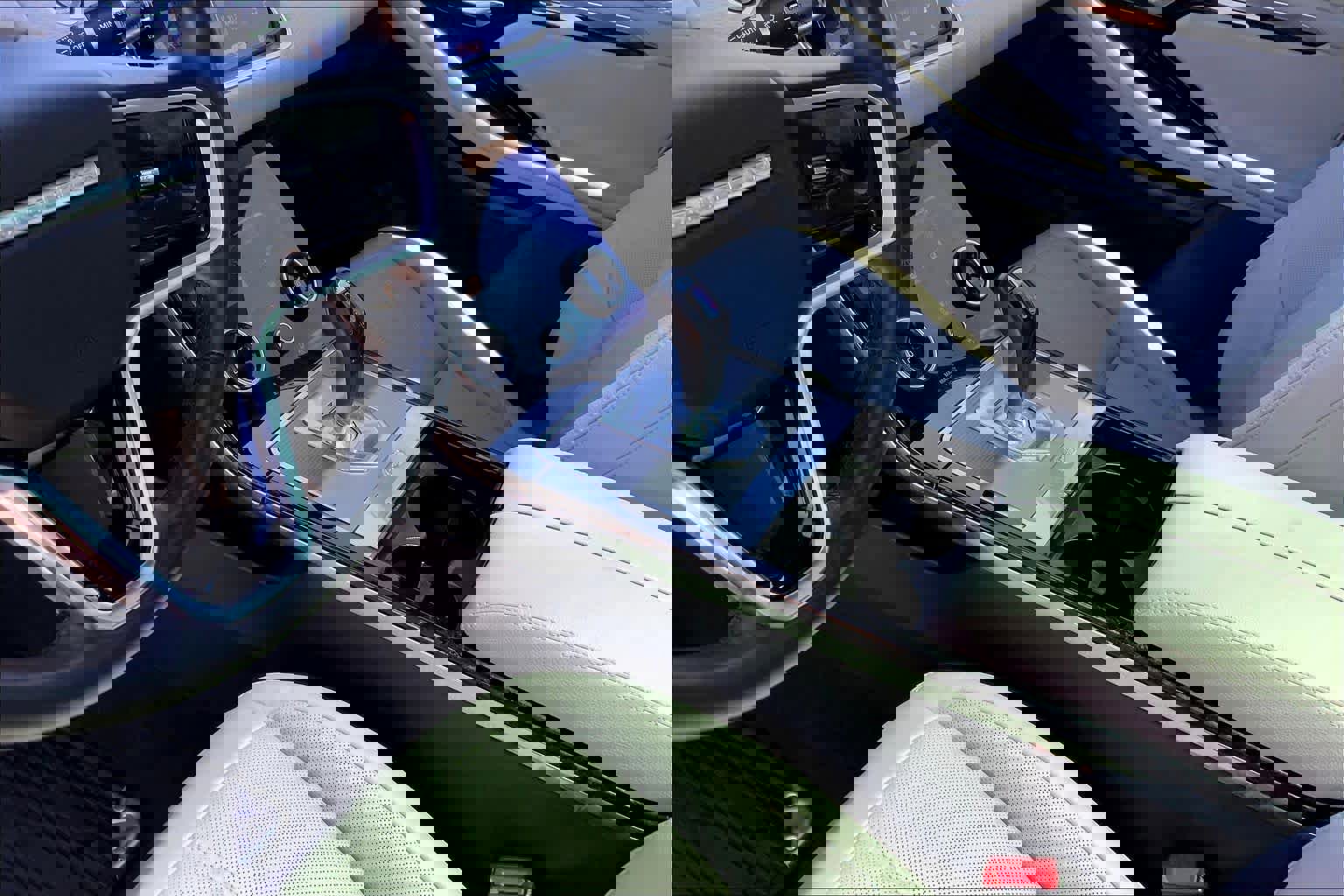 Used 2022 Land Rover Range Rover Evoque S image 17