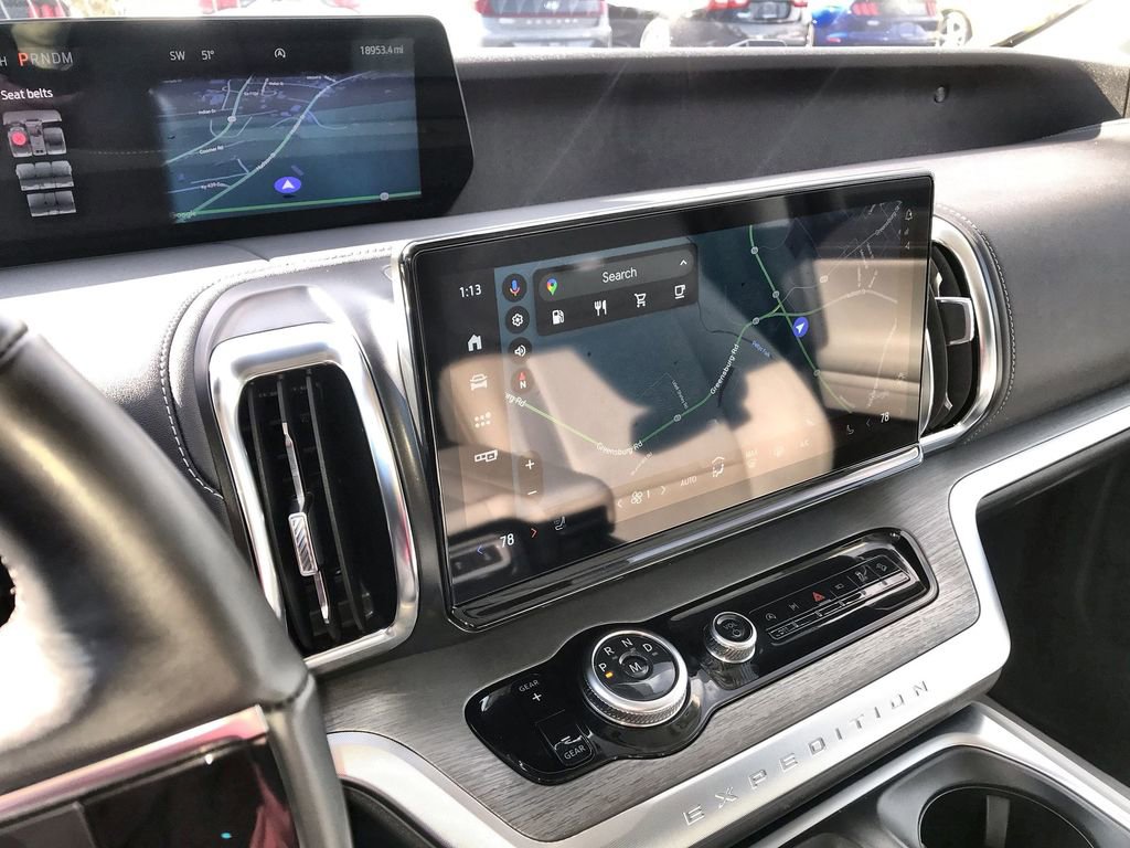 Used 2025 Ford Expedition Max Platinum image 18