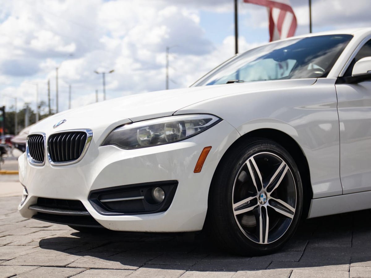 Used 2017 BMW 230i Coupe RWD image 6