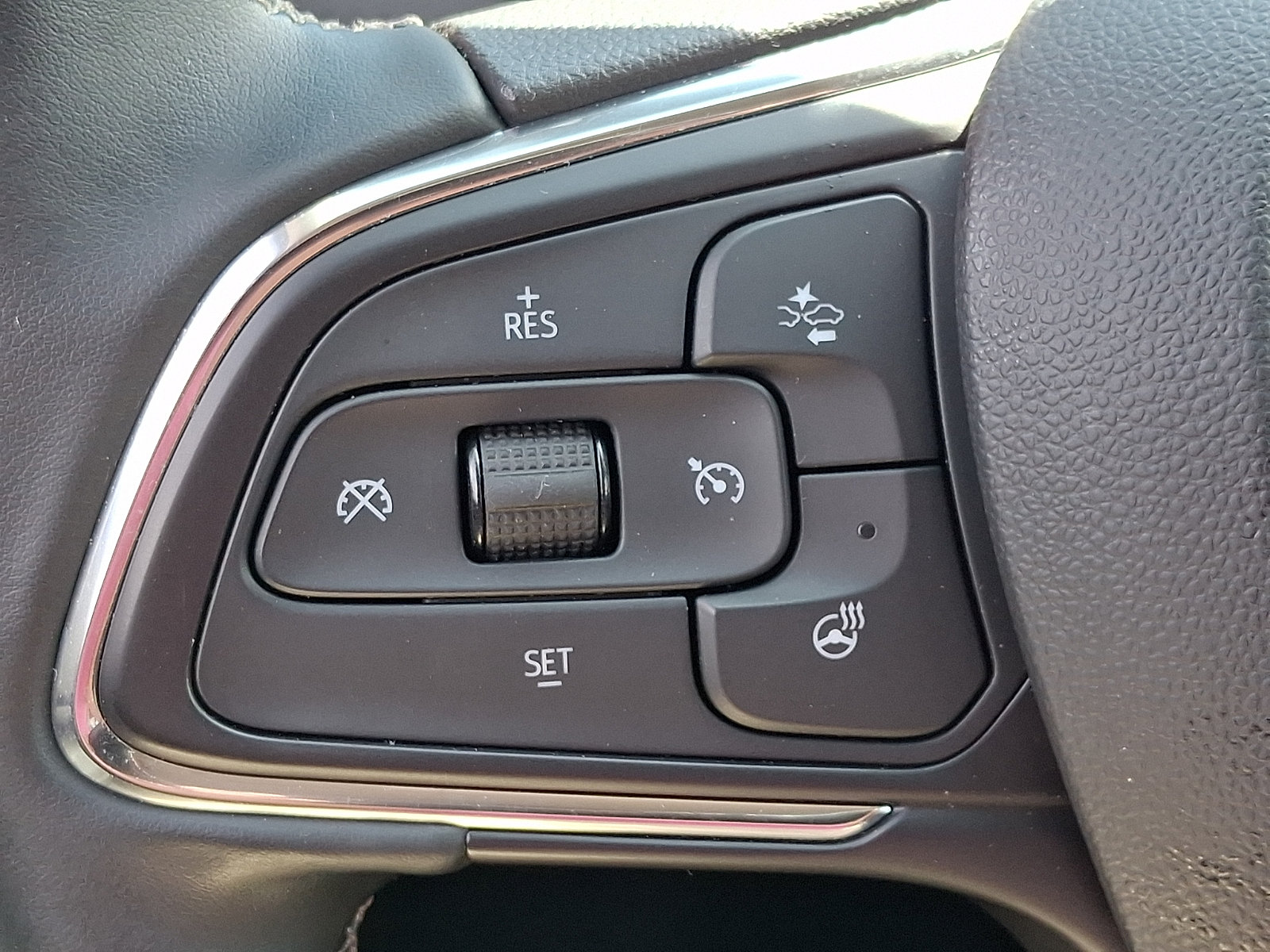Used 2024 Buick Encore GX Preferred w/ Comfort Package FWD image 21