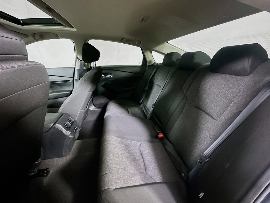 Used 2025 Honda Accord SE image 14