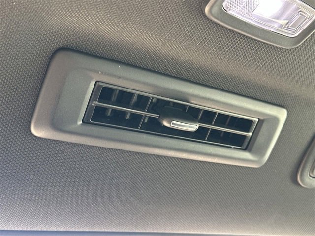 Used 2023 GMC Yukon XL AT4 w/ AT4 Premium Package image 21