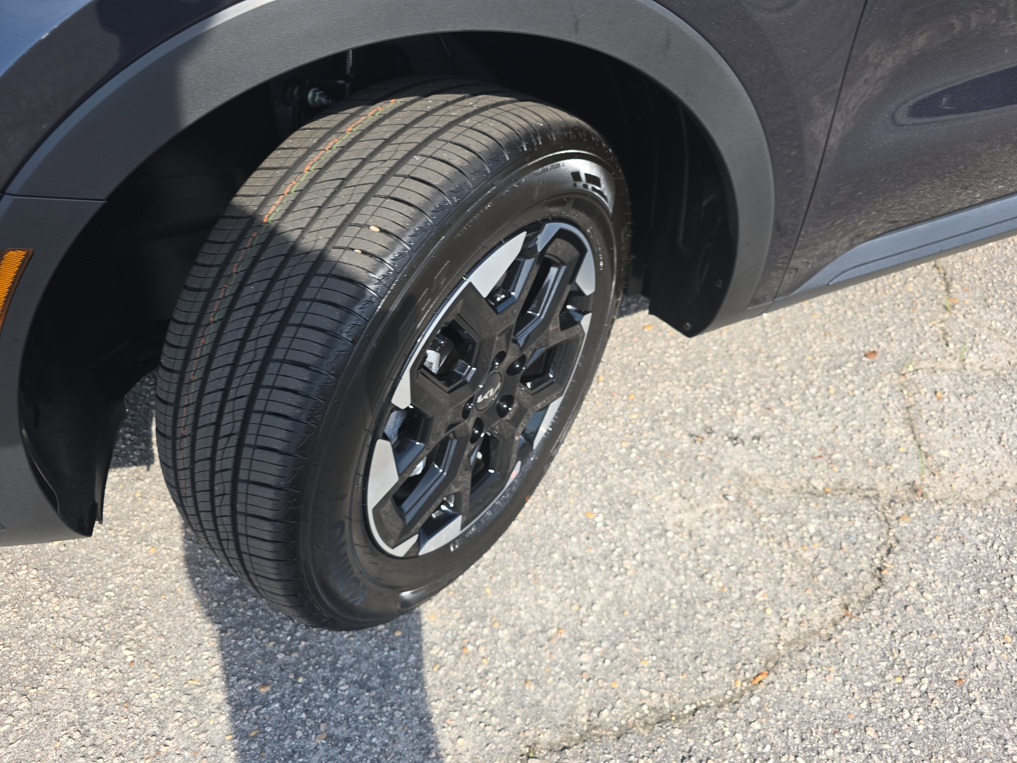 New 2025 Kia Sorento S image 27