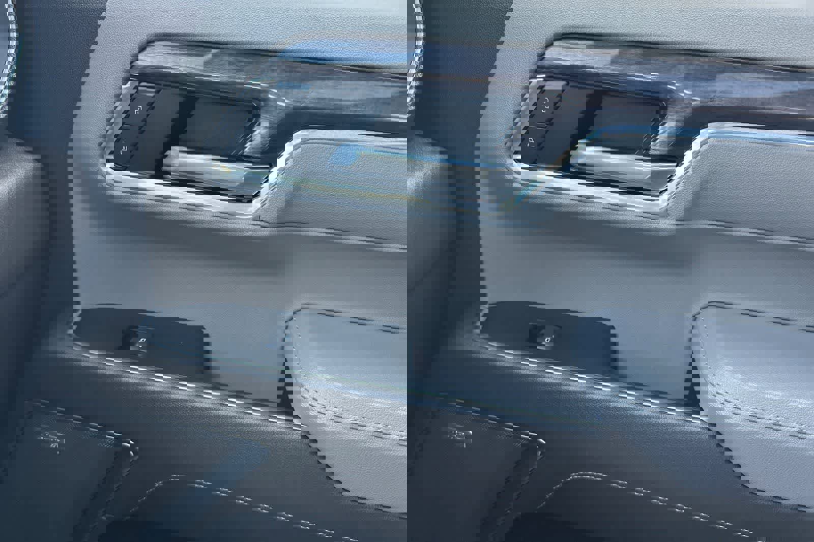 Used 2022 Chevrolet Silverado 1500 LTZ w/ LTZ Premium Package image 20