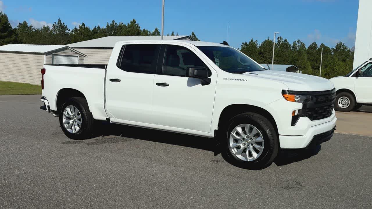 New 2026 Chevrolet Silverado 1500 Custom RWD image 2