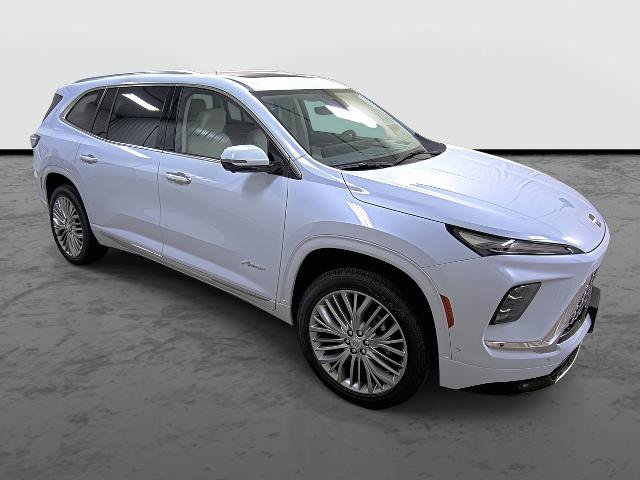 New 2027 Buick Enclave Avenir w/ LPO, Floor Liner Package AWD/4WD image 5