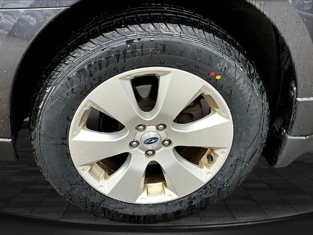 Used 2012 Subaru Outback 2.5i Limited w/ Moonroof Pkg AWD/4WD image 36
