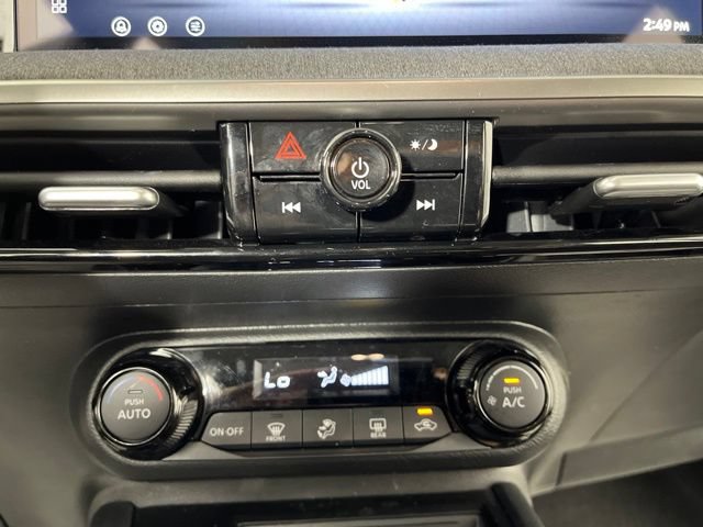 Used 2026 Nissan Kicks SV FWD image 28