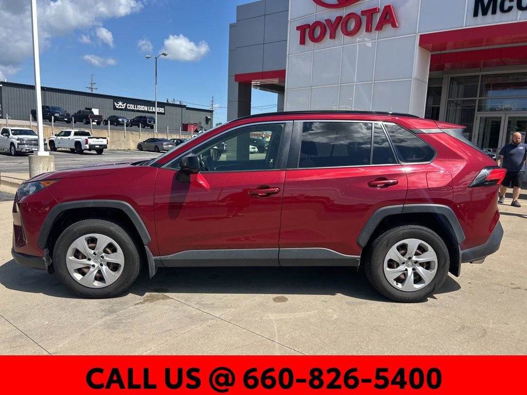 Used 2019 Toyota RAV4 LE w/ All Weather Liner Package AWD/4WD image 12