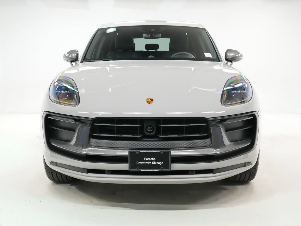 Certified 2026 Porsche Macan Turbo AWD/4WD image 6