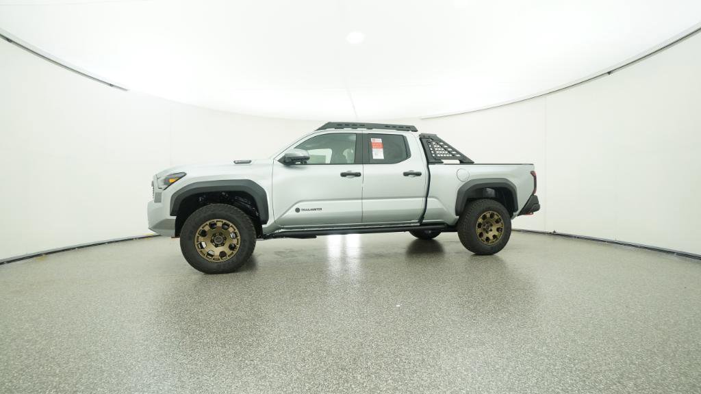 New 2025 Toyota Tacoma Trailhunter image 20