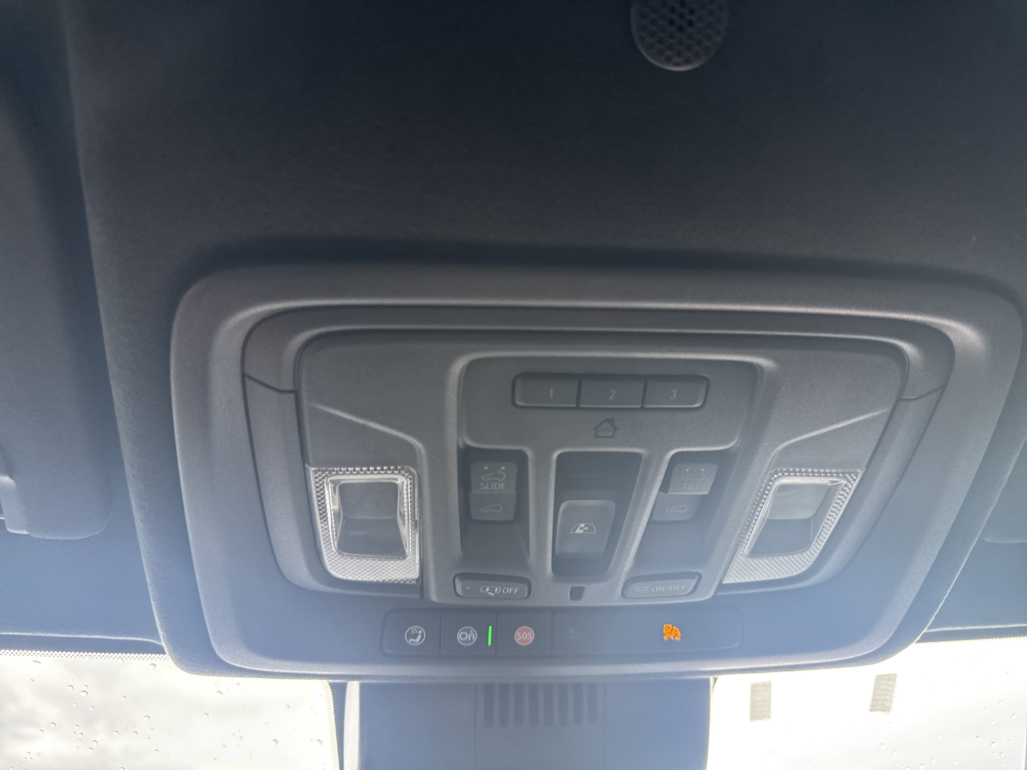 Used 2024 GMC Sierra 2500 AT4X w/ AT4X AEV Edition AWD/4WD image 29